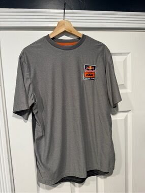 Red Bull KTM Racing Team Performance Shirt Mens Medium Gray MotoGP Activewear